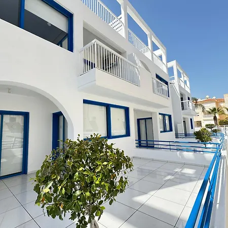Aphentrika Apartment