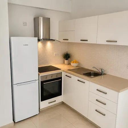 Appartement Aphentrika *