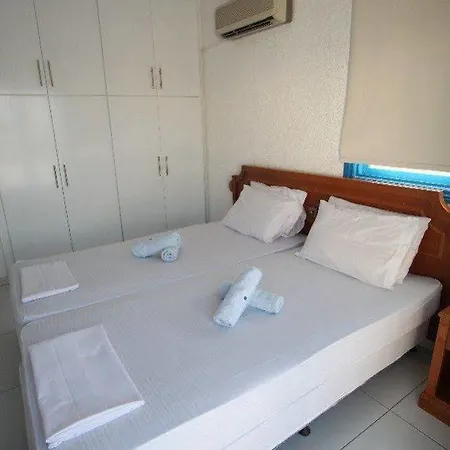 Aphentrika Appartement *