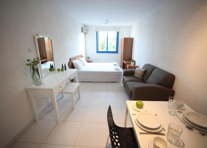 Aphentrika Apartamento