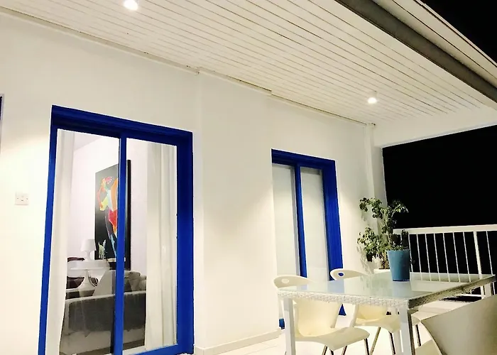 Aphentrika Apartamento *