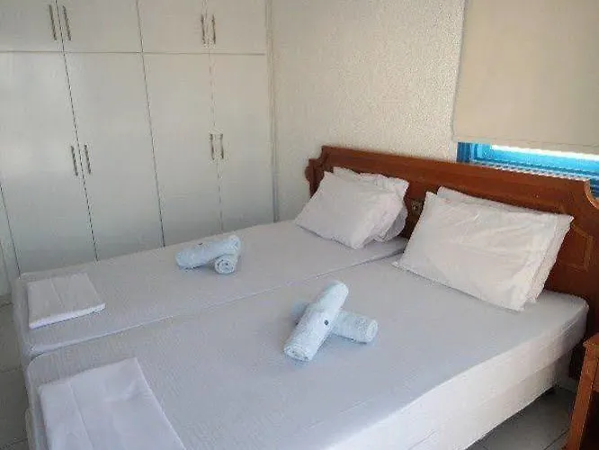 Aphentrika Apartamento *